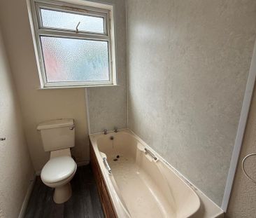 1 bedroom ground floor flat to rent - Photo 5