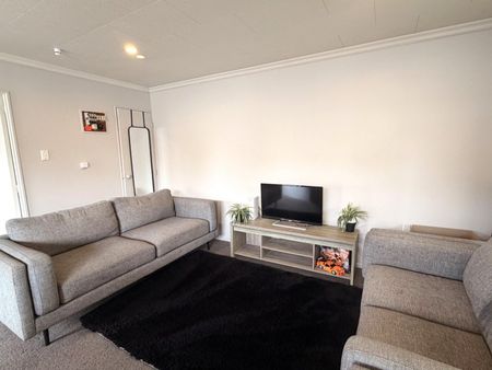 Cosy one-bedroom retreat - Photo 2