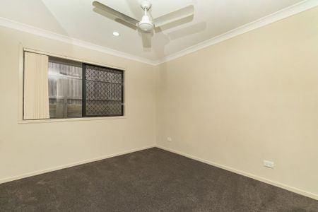 Four Bedroom Family Home In Hillcrest - Photo 2