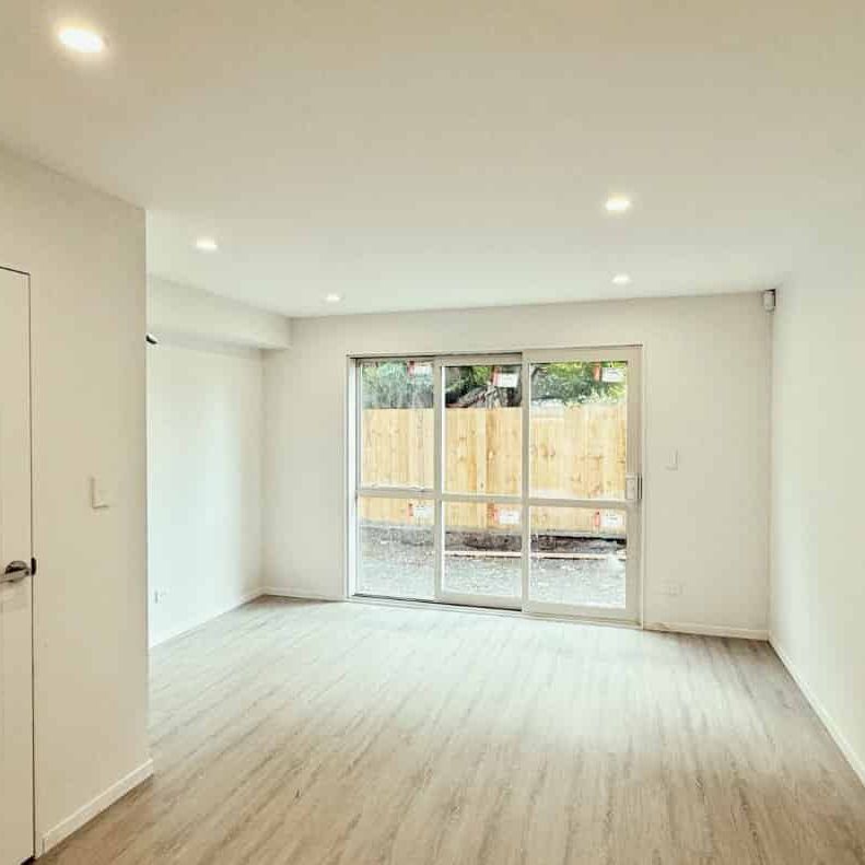 51 Anderson Avenue, Point England - Photo 1