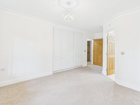 3 bedroom apartment to rent - Photo 5