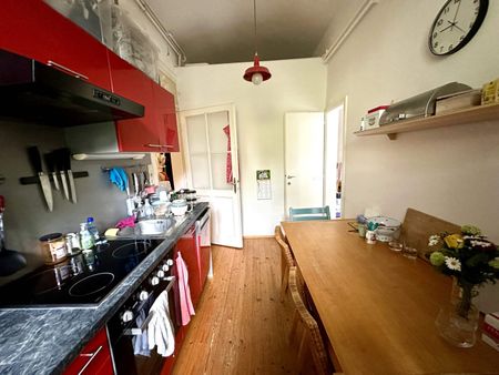 Provisionsfrei – Wunderschöne Altbauwohnung mit zwei Zimmer und einer extra Küche in absoluter Bestlage in St. Leonhard - Photo 4