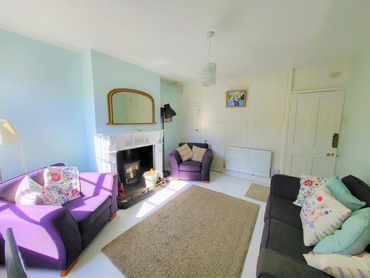 3 bedroom terraced house to rent - Photo 1