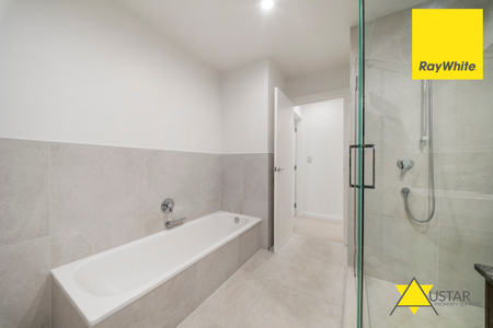 Modern 1-Bedroom Home with Private Courtyard in Prime Orakei Location - Water & Electricity Included - Photo 3