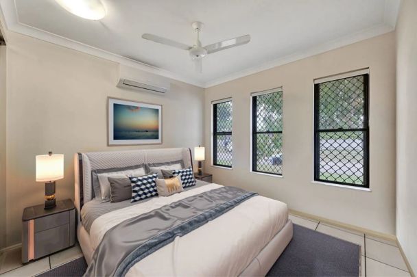 Fully Tiled Delight - Photo 1