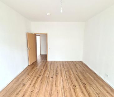 3 Raum - großzügige Altbauwohnung in ruhiger Lage - Photo 5