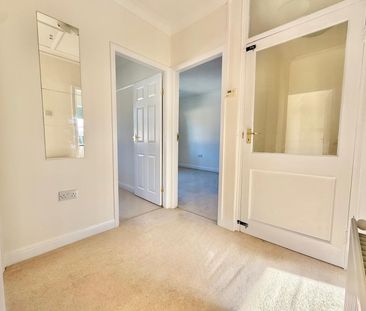 2 bedroom apartment to rent - Photo 4