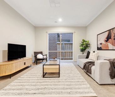 Comfort, Space & Convenience in the Heart of Werribee - Photo 5