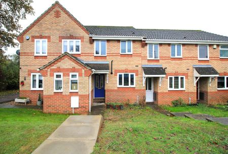 2 bedroom terraced house to rent - Photo 2