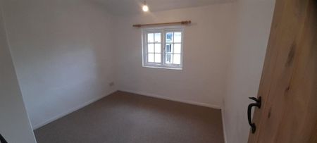 King Street, Silverton - Photo 2