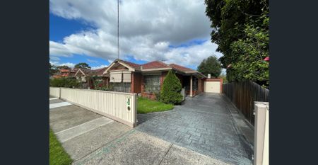 PRIME POSITION! - Photo 4