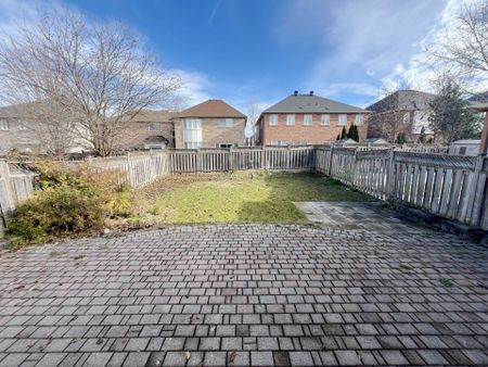 For Lease - 71 Ralph Chalmers Avenue, Markham, Ontario - Photo 5