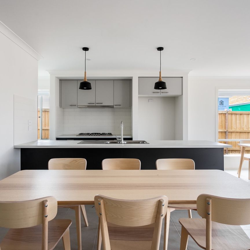Room 1/3 Linkage Street, Bonshaw - Photo 1
