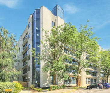 Skyline House, Swingate, Stevenage - Photo 6