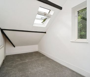 5 bedroom House To Let - Photo 3