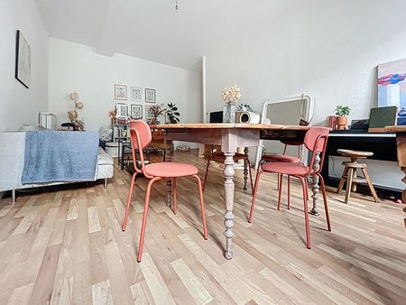 Location Appartement 2 pièces 55m² LA ROCHELLE 17000 - Photo 2