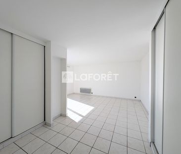 Apartment - Photo 2
