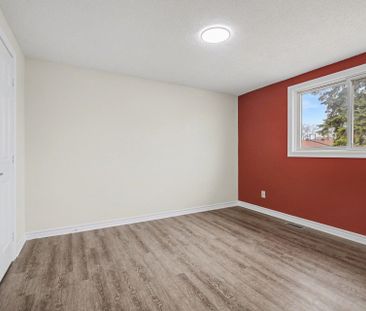 For Lease - 1468 Heatherington Road Unit# B, Hunt Club - South Keys... - Photo 4