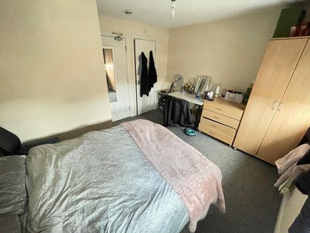 4 bedroom house to rent - Photo 4