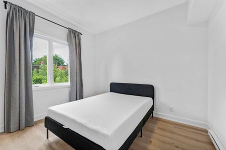 For Lease - 885 Somerset Street Unit# 2, West Centre Town, Ontario - Photo 4