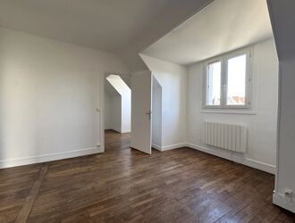 Location Appartement 3 pièces 61 m2 à Compiègne - Photo 2