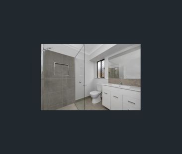 Modern 4-Bedroom Home with Space & Style - Photo 5