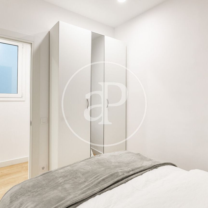 Apartment for rent in the Eixample Dret - Photo 1