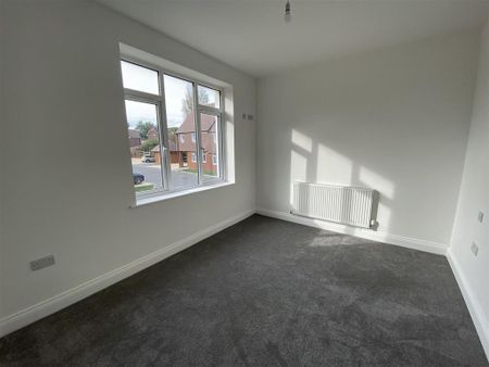 3 bedroom detached house to rent - Photo 5