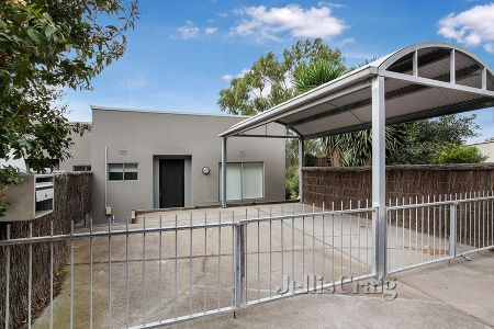 6 Levien Lane, Footscray - Photo 3