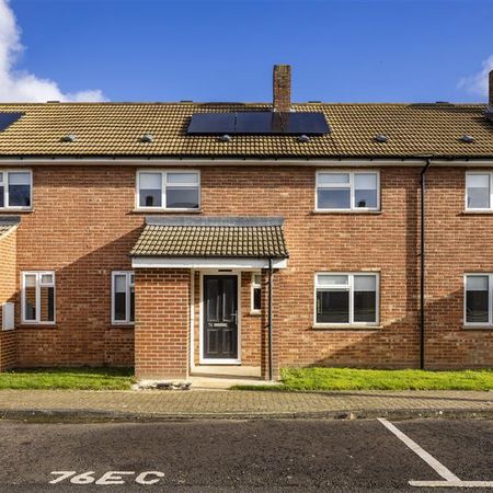 East Crescent, Dereham, Swanton Morley - Photo 3