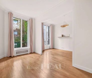 Location appartement, Paris 7ème (75007), 7 pièces, 245.88 m², ref ... - Photo 6