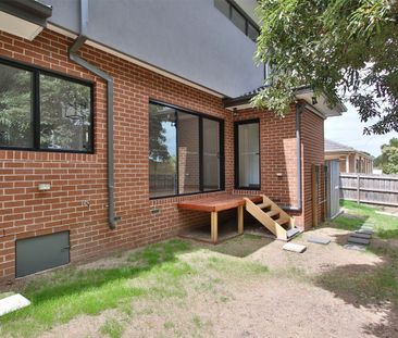 2/25 Florence Avenue, Donvale - Photo 3