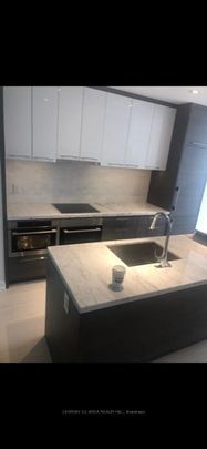 For Lease - 488 University Avenue Unit# 4301, Toronto, Ontario - Photo 1