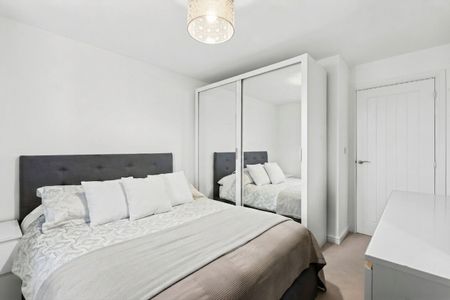 3 Bedroom Detached House To Rent - Photo 5
