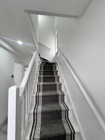 Room in a Shared House, Kingsholm Gardens, SE9 - Photo 2