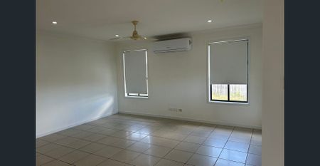 SPACIOUS AND MODERN 4 BEDROOM GEM LOCATED IN NEW AUCKLAND! - Photo 5