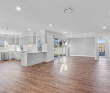 Brand New Freestanding Family Home - Photo 5