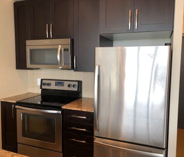 For Lease - 4070 Confederation Parkway Unit# 3908, Mississauga, Ont... - Photo 6