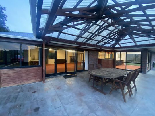 Boeing Road beauty - Photo 1