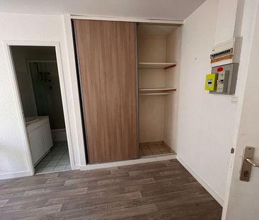 Location Appartement 1 pièce 21m² - Photo 4