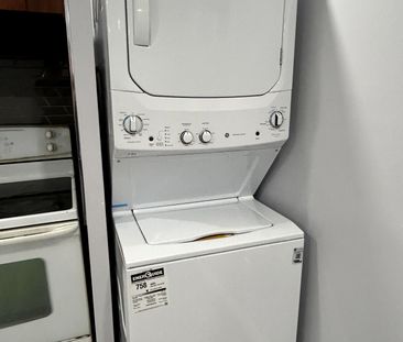 For Lease - 62 Greenboro Crescent Unit# B, Hunt Club - South Keys a... - Photo 1