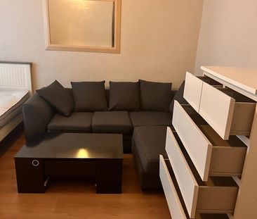 Room in a Shared Flat, Arne House, SE11 - Photo 1