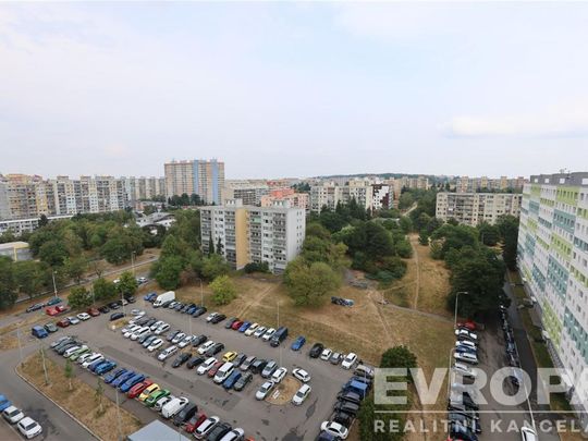 Pronájem bytu 1+1 37 m2 - Fotografie 1
