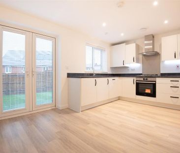 3 bedroom terraced house to rent - Photo 1