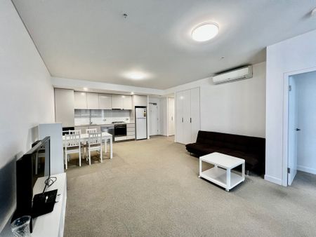 Stylish Fully Furnished 2-Bedroom Apartment with Parking in Wolli Creek - Photo 3