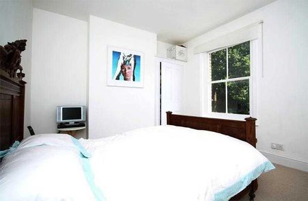 3 bedroom terraced house to rent - Photo 4