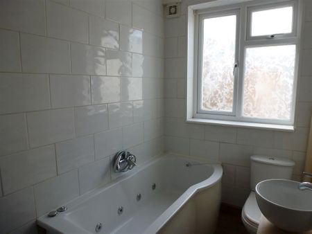 London Road - Photo 5