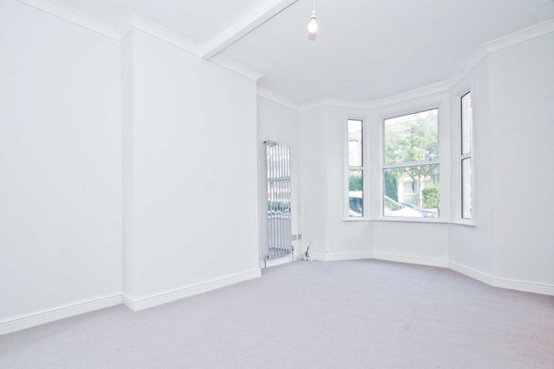Price £3,500 pcm - Available Now - Unfurnished - Photo 1