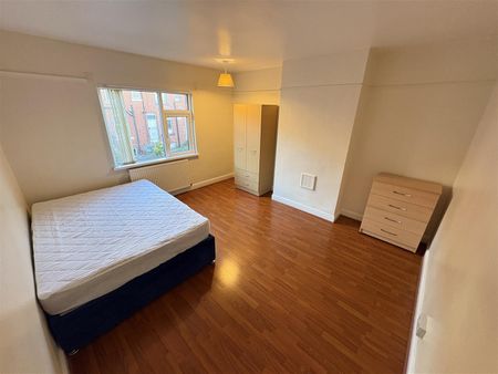 Cardigan Road, Leeds, LS6 1LU - Photo 2