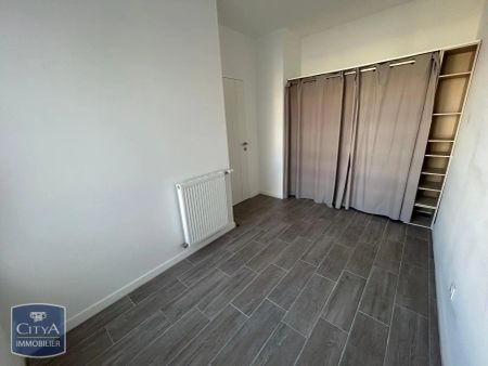 Appartement à louer 4 pièces 79.9m² - Photo 4